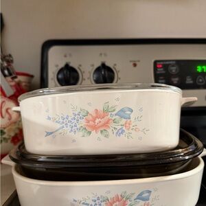 Corningware Floral Baking Dish with Lid